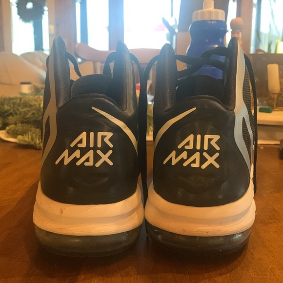 Nike Air Max Hyper Aggressors - Picture 2 of 4